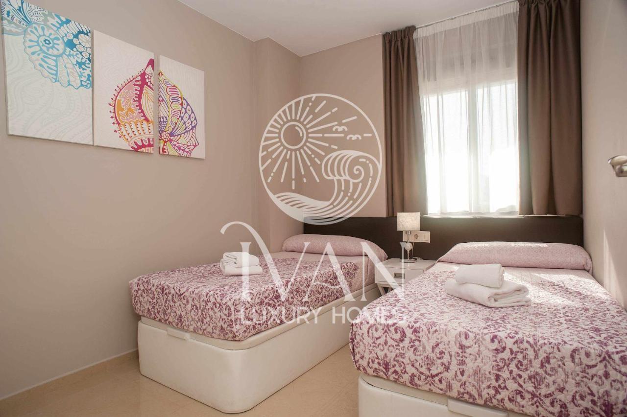 Casa Yarina Ivan Luxury Homes 1ªpta Sur 1ªlinea Оропеса дел Мар Екстериор снимка