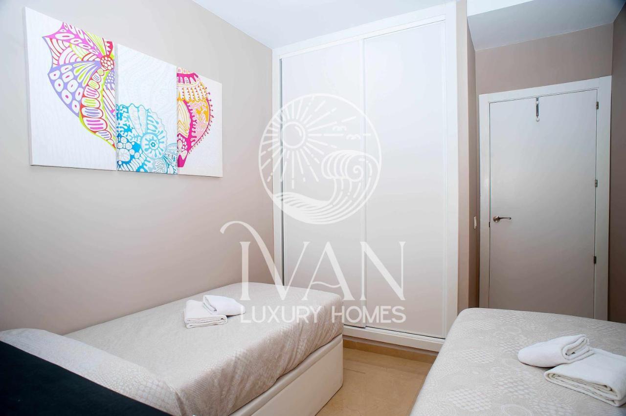Casa Yarina Ivan Luxury Homes 1ªpta Sur 1ªlinea Оропеса дел Мар Екстериор снимка