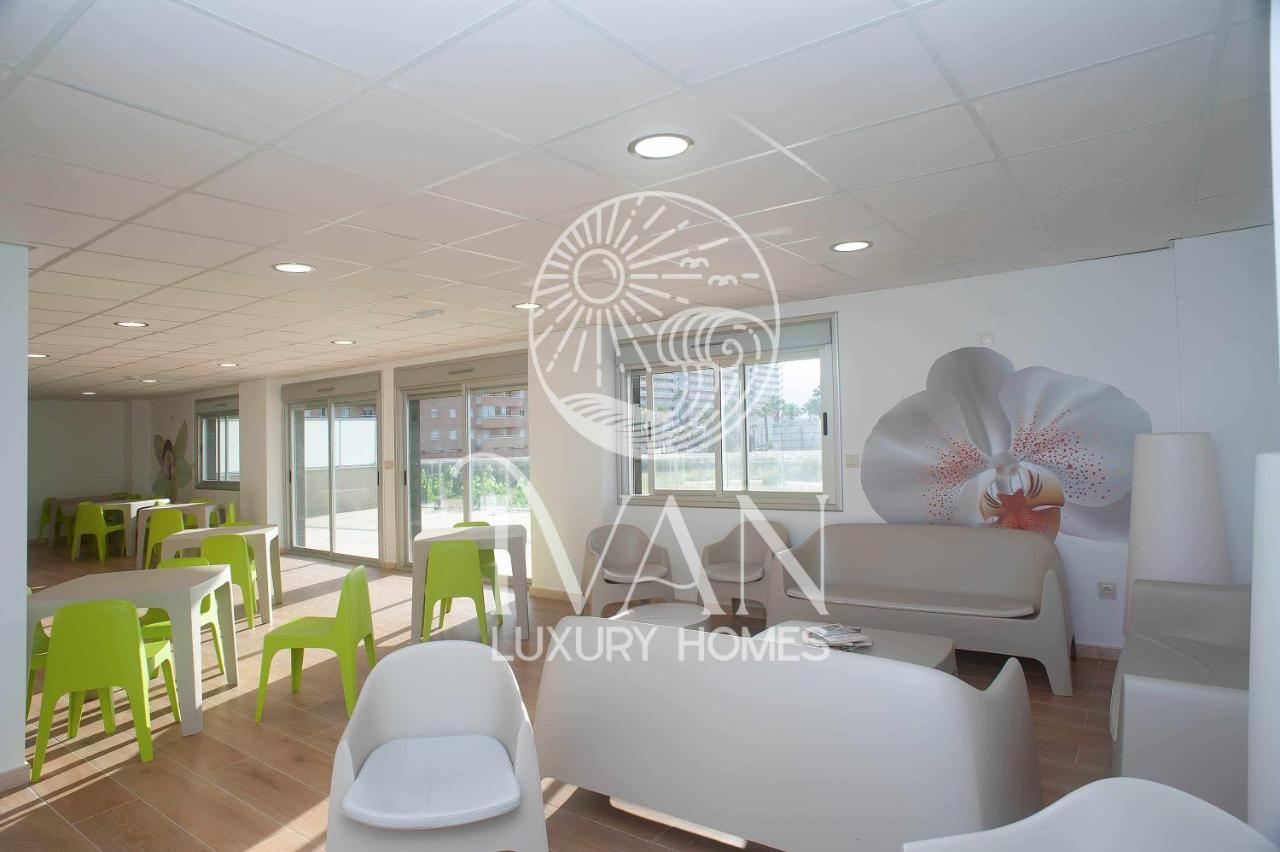 Casa Yarina Ivan Luxury Homes 1ªpta Sur 1ªlinea Оропеса дел Мар Екстериор снимка