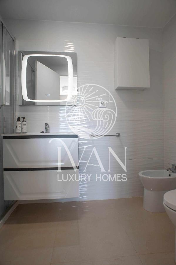 Casa Yarina Ivan Luxury Homes 1ªpta Sur 1ªlinea Оропеса дел Мар Екстериор снимка